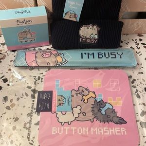 Pusheen Box Exclusive Bundle - Gamer Pusheen